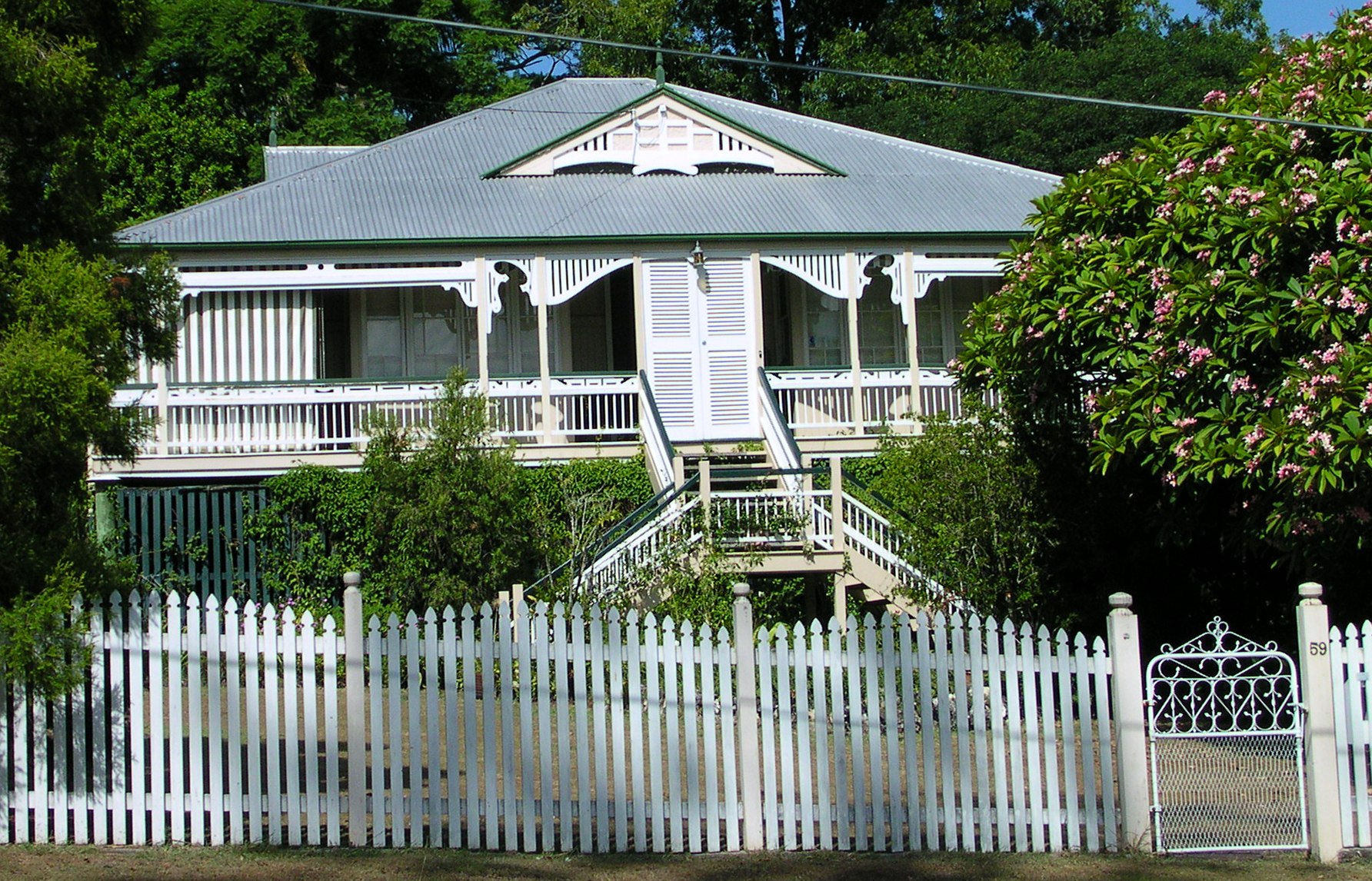 Queenslander House - Painting Service Brisbane